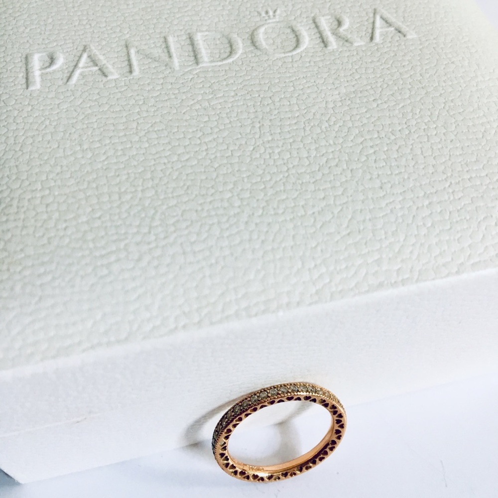 PANDORA ROSE GOLD SPARKLE & HEARTS RING